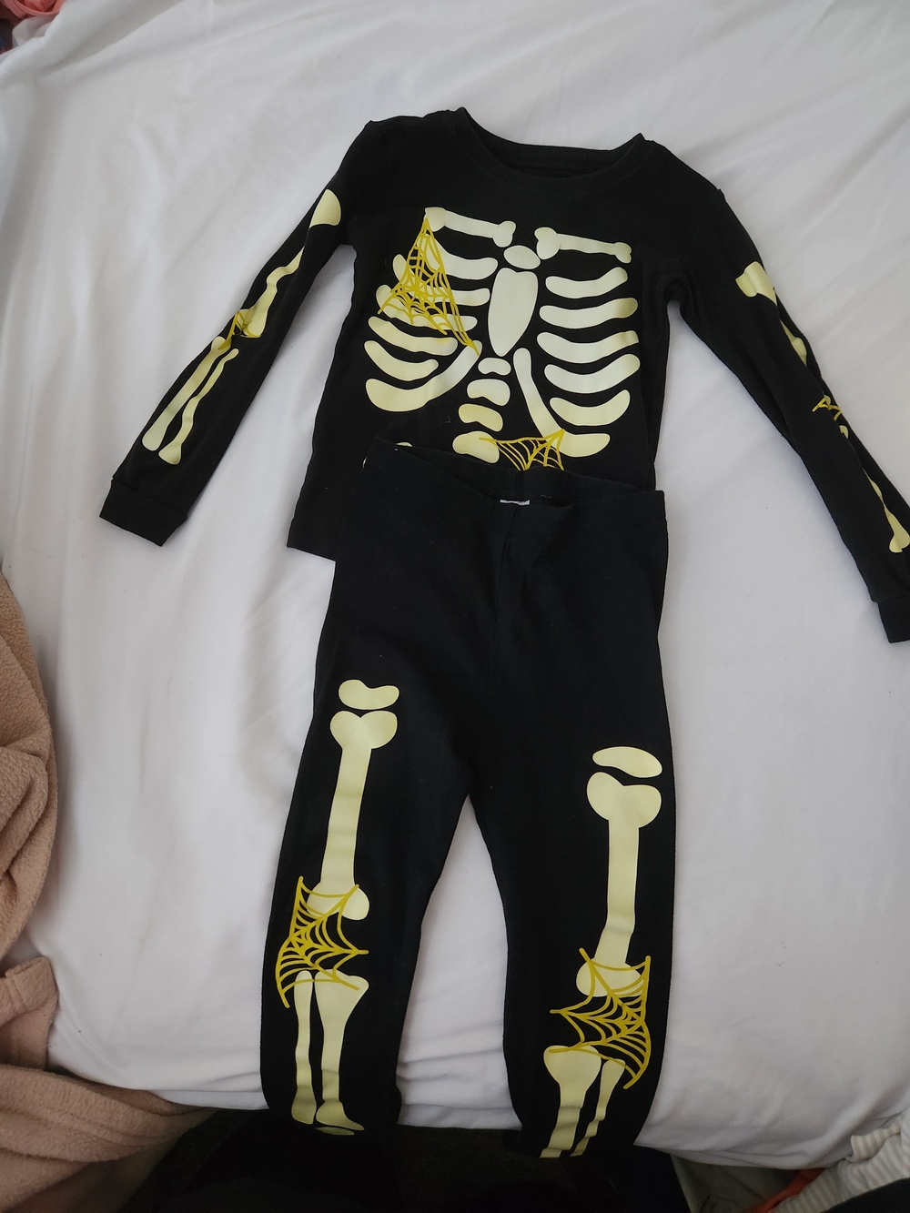 Place Black & Glow Yellow Spiderweb Skeleton Kids Costume